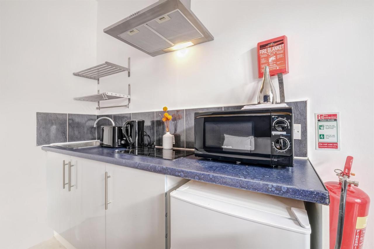 Fernbank Rooms Sudbury Hill, Harrow, Self-Contained Studios With En-Suite Harrow on the Hill Luaran gambar