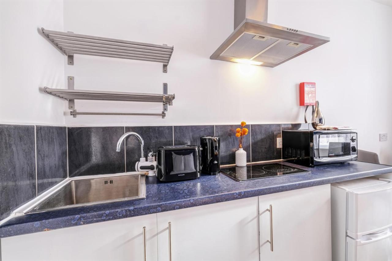 Fernbank Rooms Sudbury Hill, Harrow, Self-Contained Studios With En-Suite Harrow on the Hill Luaran gambar