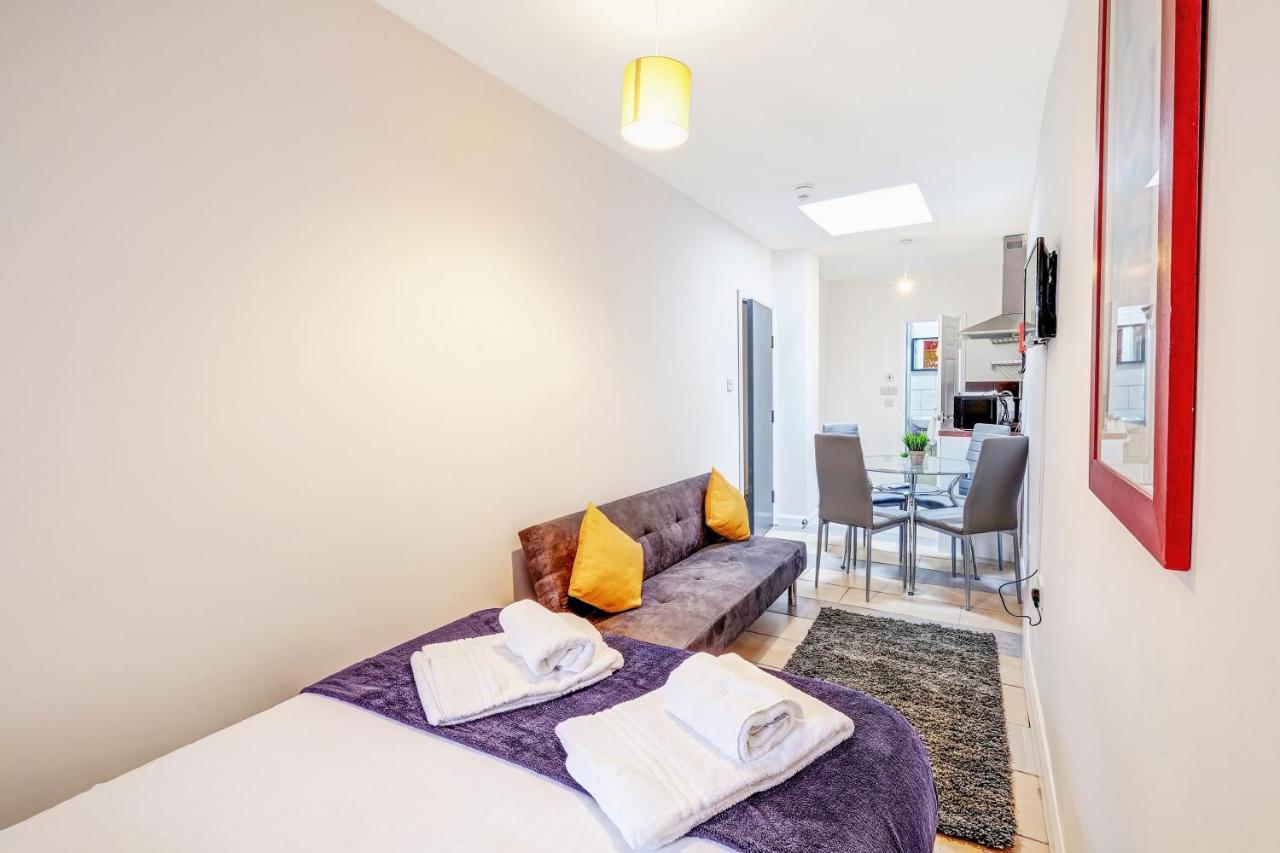 Fernbank Rooms Sudbury Hill, Harrow, Self-Contained Studios With En-Suite Harrow on the Hill Luaran gambar