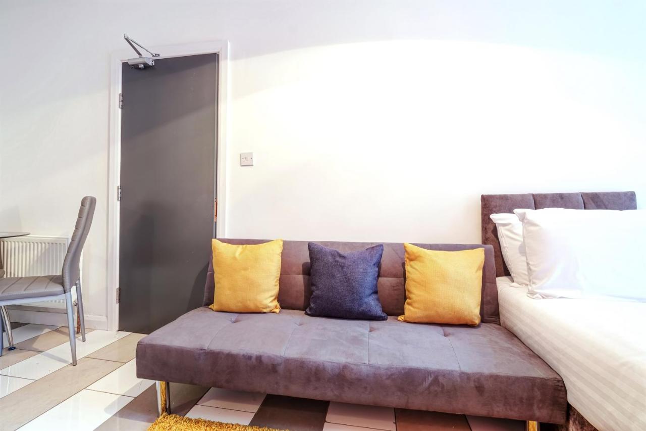 Fernbank Rooms Sudbury Hill, Harrow, Self-Contained Studios With En-Suite Harrow on the Hill Luaran gambar