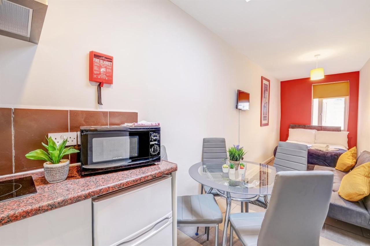 Fernbank Rooms Sudbury Hill, Harrow, Self-Contained Studios With En-Suite Harrow on the Hill Luaran gambar