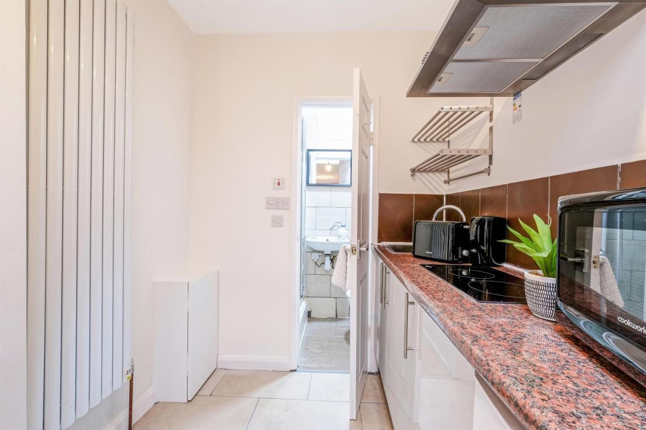 Fernbank Rooms Sudbury Hill, Harrow, Self-Contained Studios With En-Suite Harrow on the Hill Luaran gambar