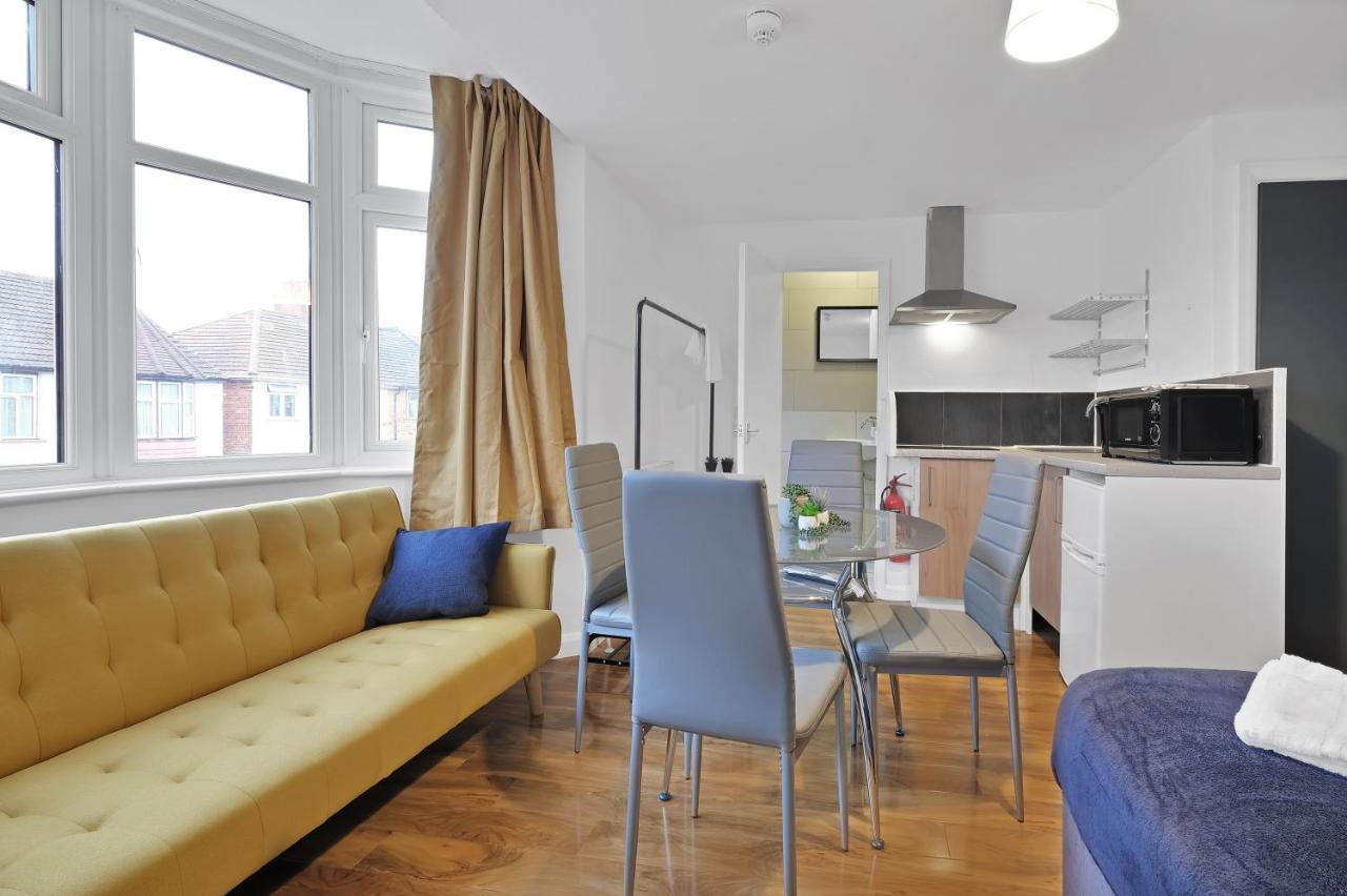 Fernbank Rooms Sudbury Hill, Harrow, Self-Contained Studios With En-Suite Harrow on the Hill Luaran gambar