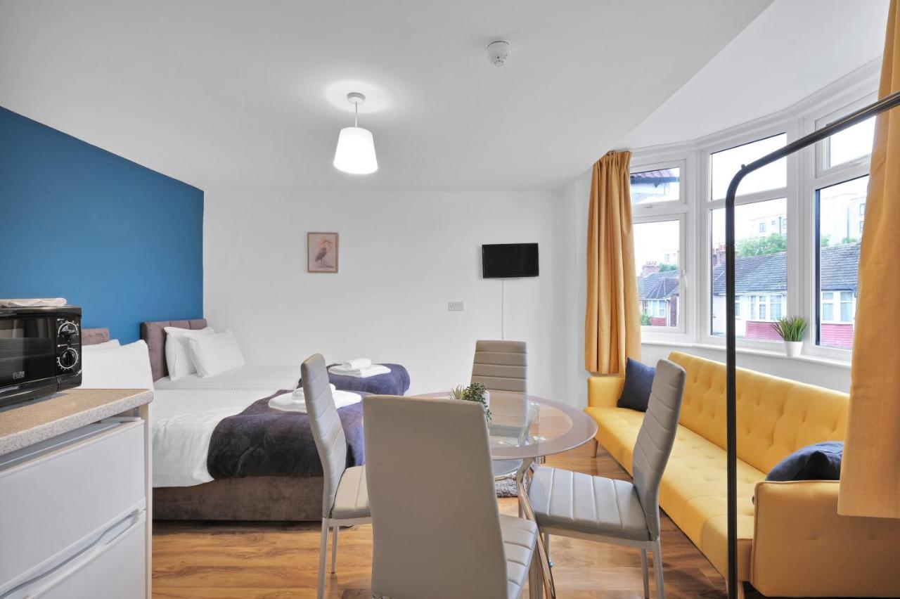 Fernbank Rooms Sudbury Hill, Harrow, Self-Contained Studios With En-Suite Harrow on the Hill Luaran gambar