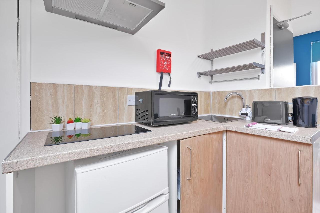 Fernbank Rooms Sudbury Hill, Harrow, Self-Contained Studios With En-Suite Harrow on the Hill Luaran gambar