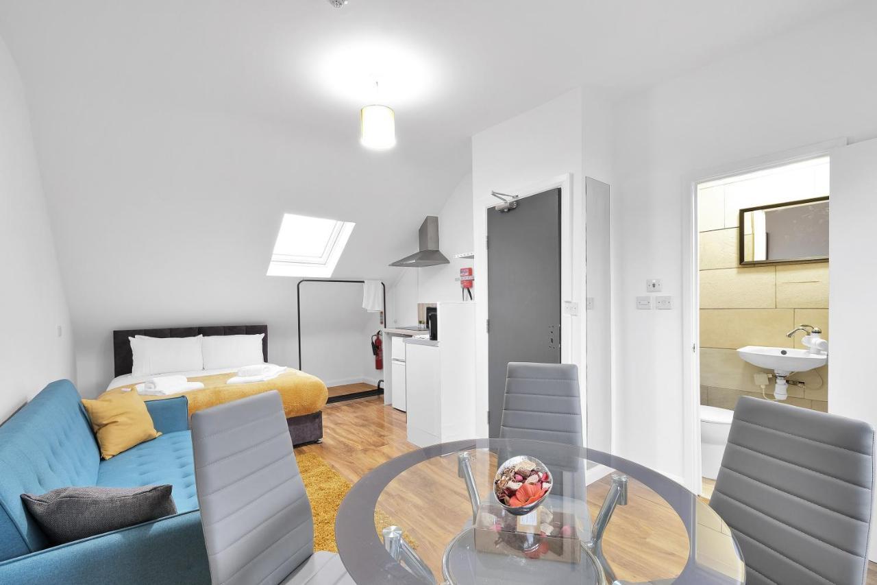 Fernbank Rooms Sudbury Hill, Harrow, Self-Contained Studios With En-Suite Harrow on the Hill Luaran gambar